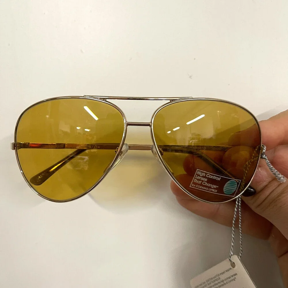Vintage Serengeti Sunglasses Mens 5123S Kilimanjaro Gold Aviator Yellow